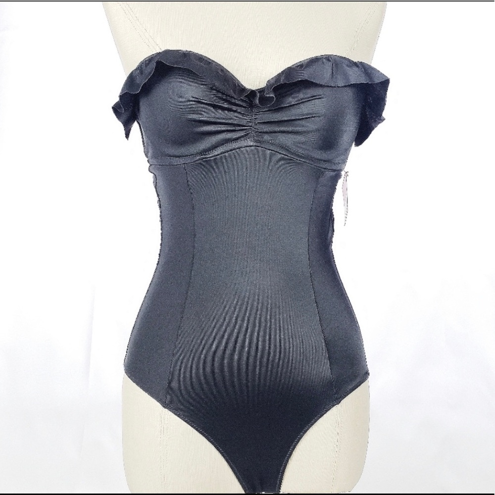 Victoria's Secret onepiece swimsuit 4B Small